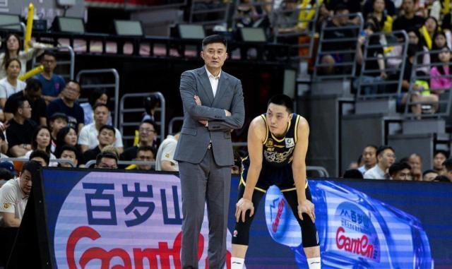 开云app下载-【观察】十一冠王崩塌，CBA生态剧变