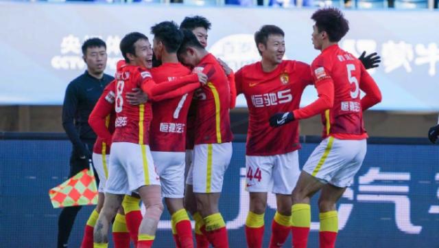 开云app下载-平局确保广州队未掉队 谢晖称只踢了60%的比赛