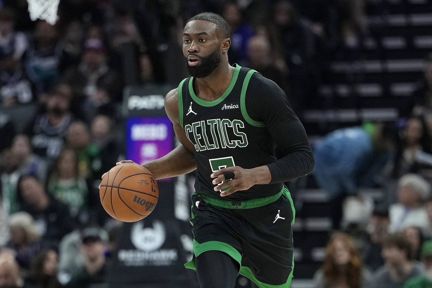 开云平台登录-布朗：有球迷甚至赛季开始前希望我们摆烂 我现在对球队无比自豪