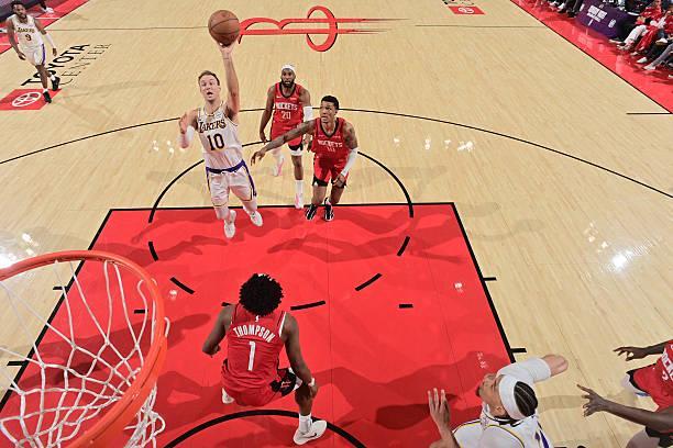 kaiyun体育-G3和G4的表现都非常一般，湖人先发控卫的表现突然间出现下滑了？